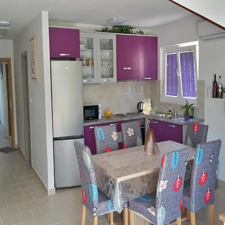 Clementina Sunrise-two Bedroom With Terrace And Sea View Big Apartment *