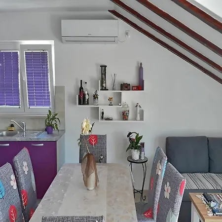 Appartement Clementina Sunrise-two Bedroom With Terrace And Sea View Big Orebić