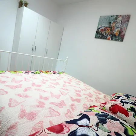 Daire Clementina Sunrise-two Bedroom With Terrace And Sea View Big