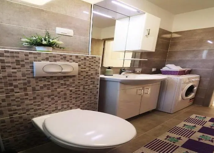 Clementina Sunrise-two Bedroom With Terrace And Sea View Big Apartamento